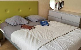 2 pieces pour 4 personnes proche tram